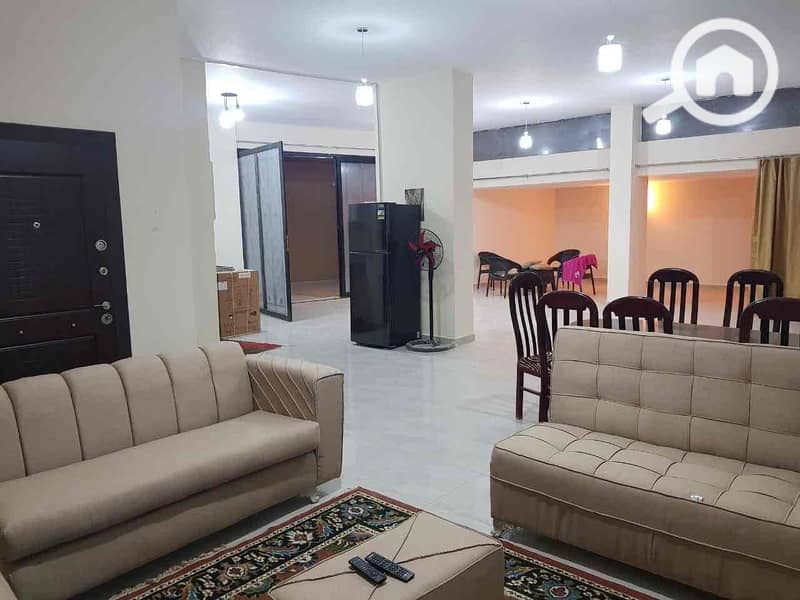 3 4e522f78-901b-4b6b-a4cc-7d4ad82e33e5. jpg