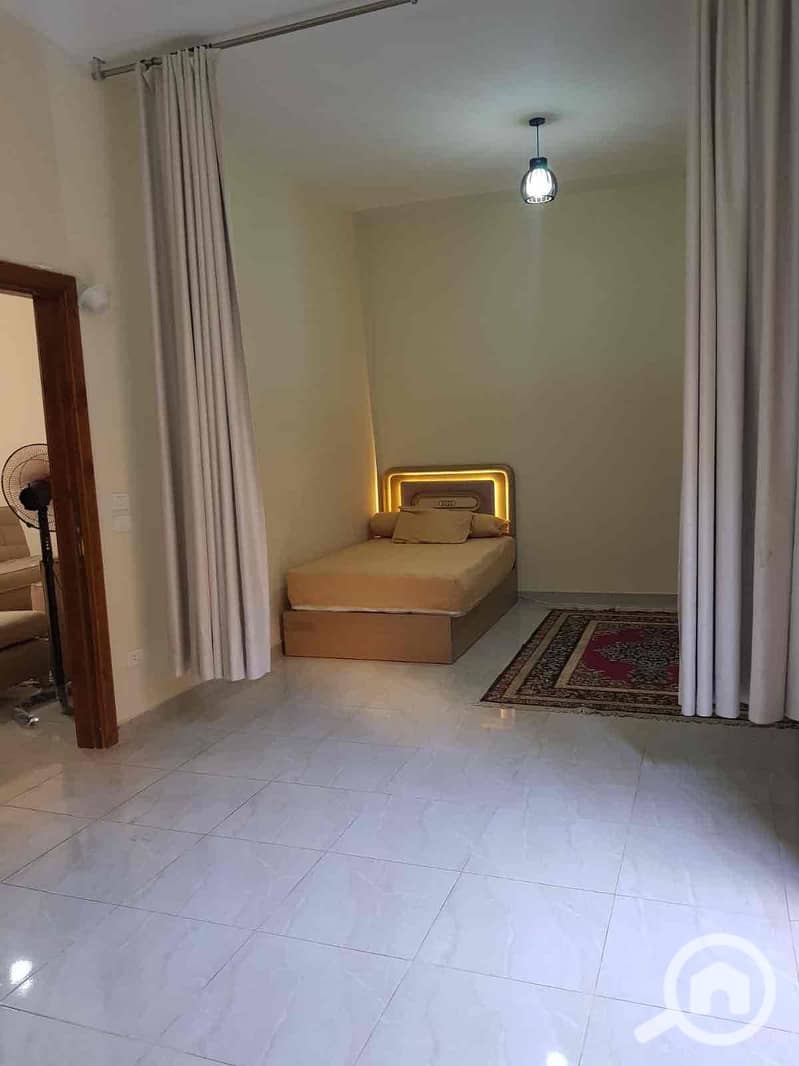 4 b4f6cac5-6149-4ea5-9b66-ca1b8d767e55. jpg