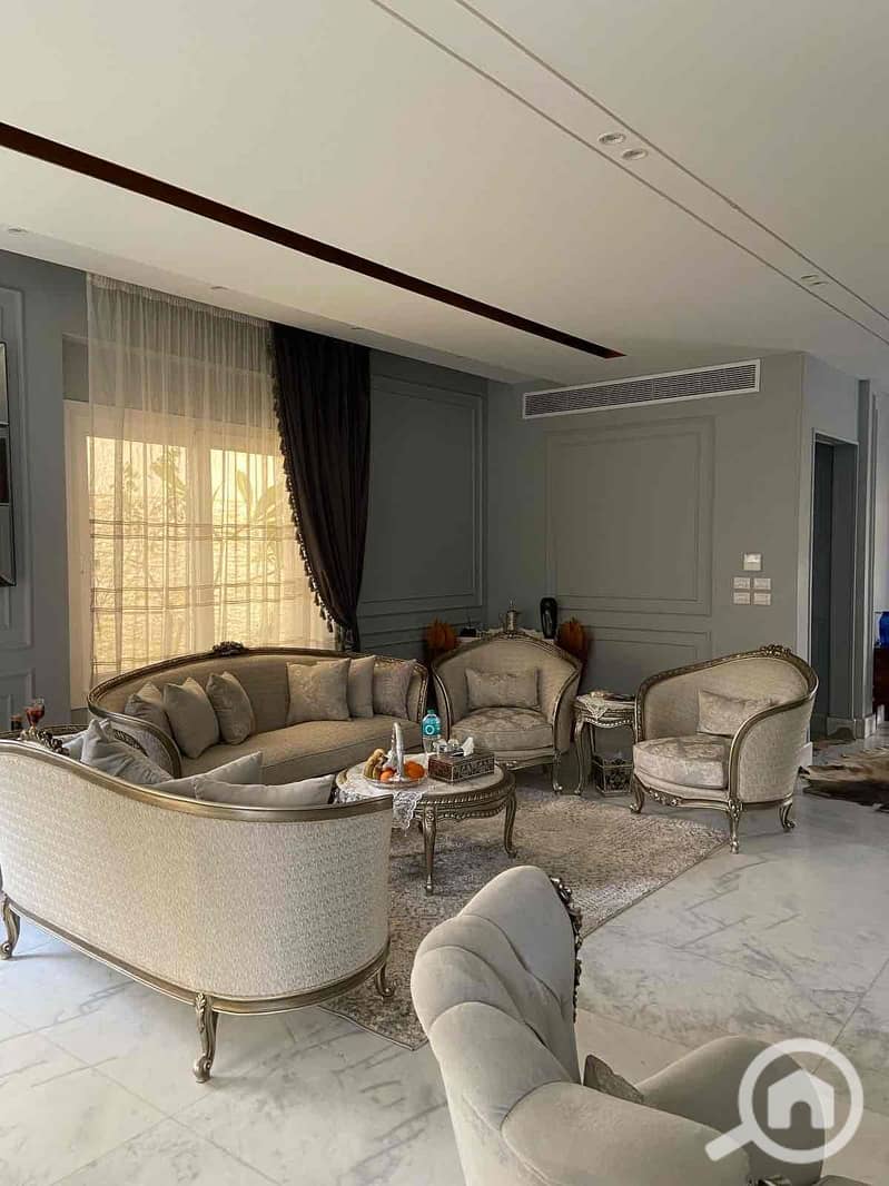 9 cdb4e015-a16d-4891-b6d6-77d3cc6dc6c5. jpg