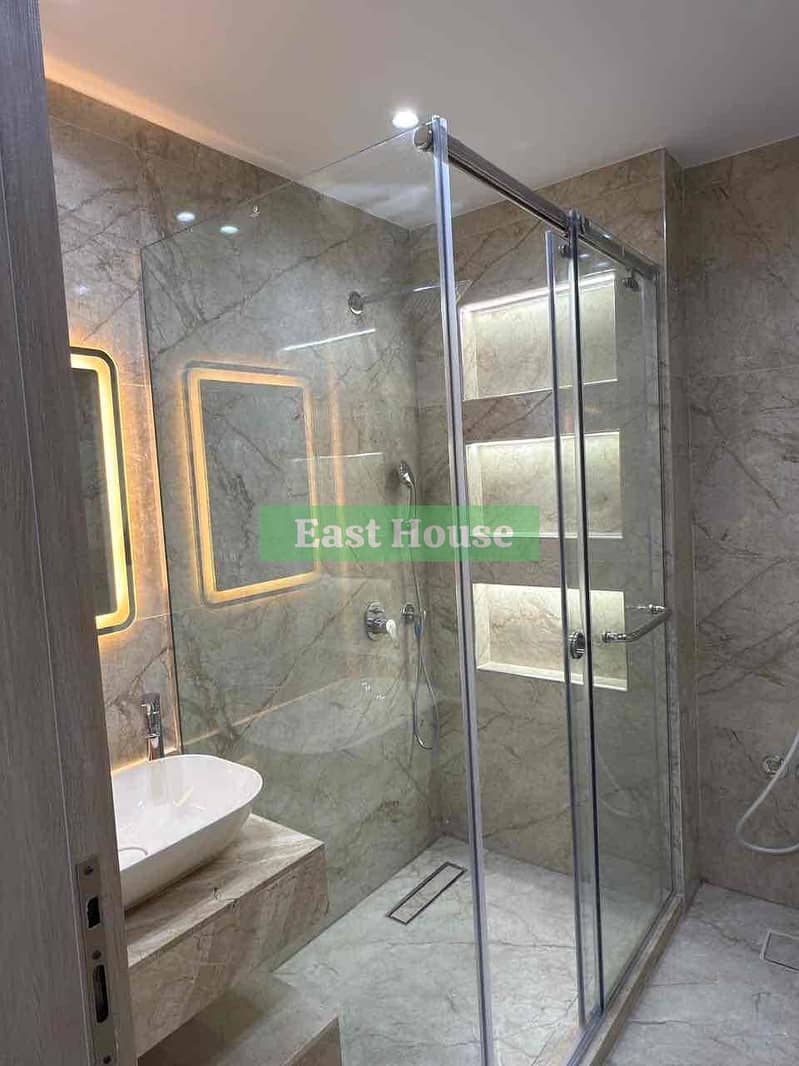 5 293c8c28-8b1f-49c6-9655-42908779dd5c. jpg