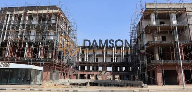 مکتب  للبيع في القاهرة الجديدة، القاهرة - مول. jpg