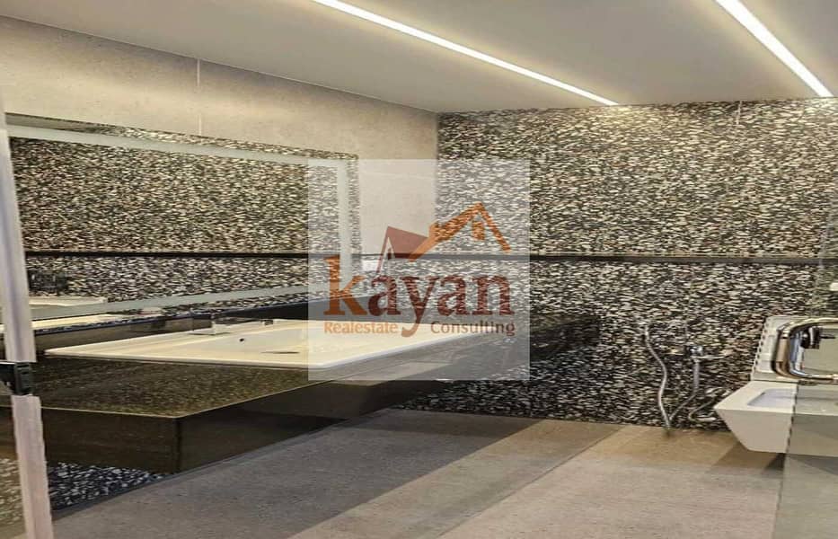 5 WhatsApp Image 2025-12-11 at 13.08. 14 (1). jpeg