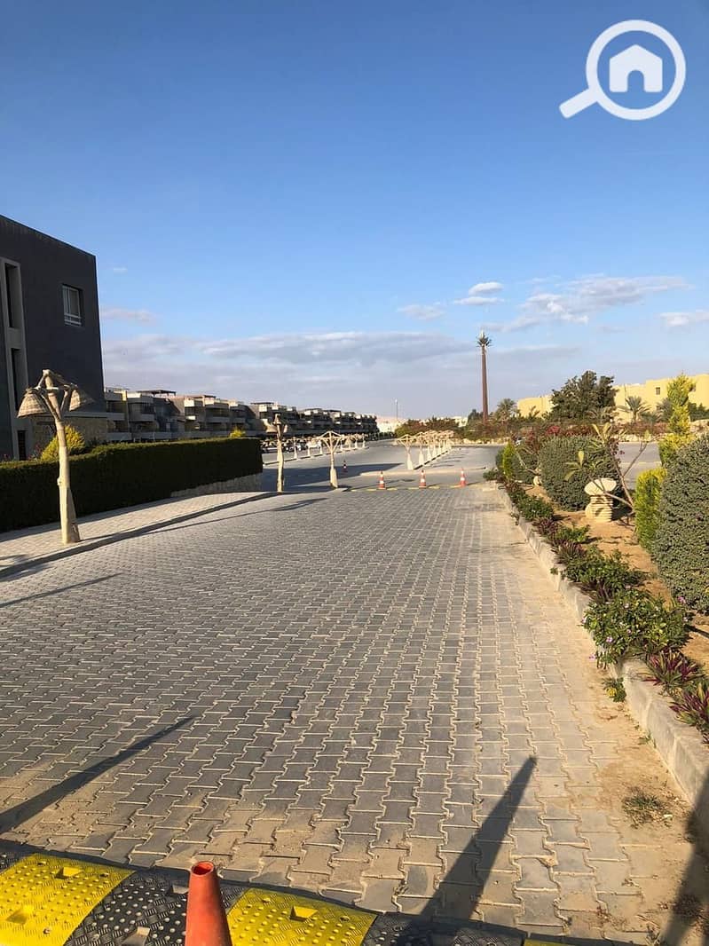 12 WhatsApp Image 2025-12-11 at 13.54. 59. jpeg