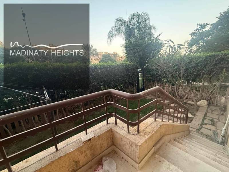 4 bb130553-a93e-42fe-a16b-10eb0db4e361. jpg