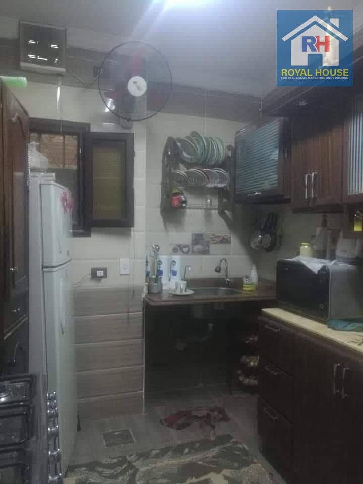 12 b9739c2a-abf6-4369-8967-f32069a5b314. jpeg