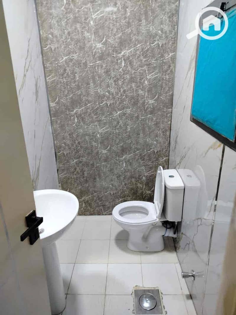 8 99e49cbe-b6e6-4fa0-8c90-51d9c7e2a981. jpg