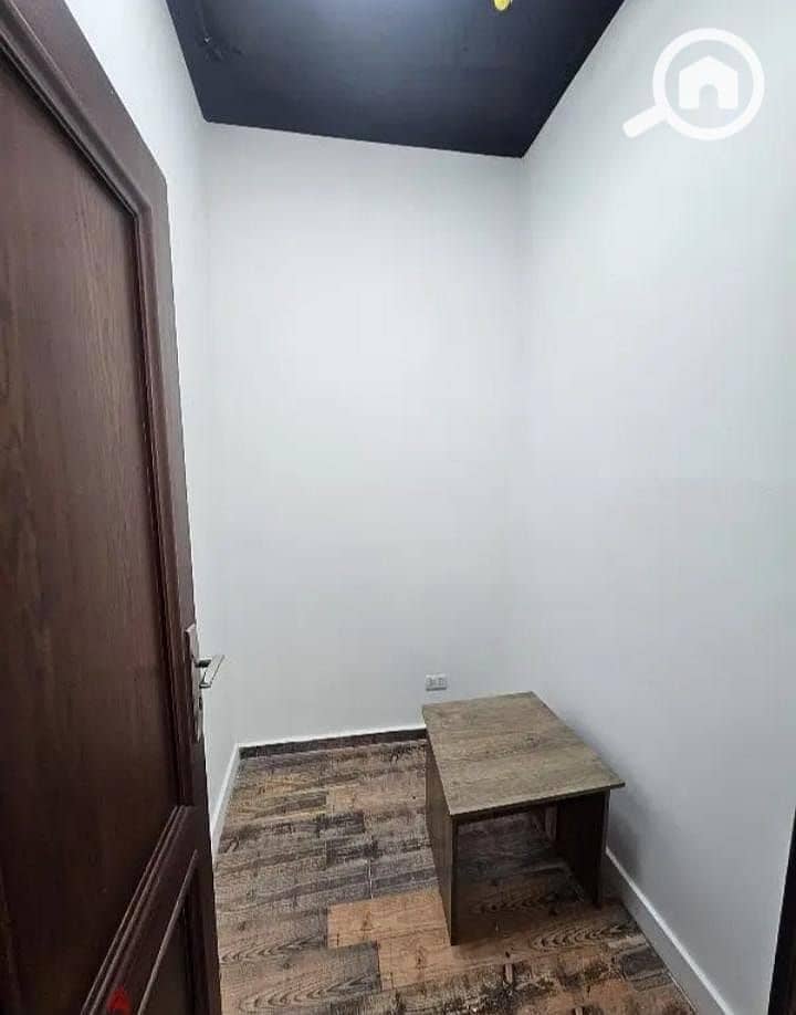 4 WhatsApp Image 2025-12-08 at 12.07. 04. jpeg