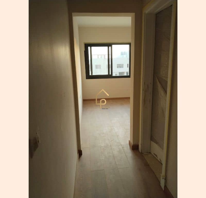 4 WhatsApp Image 2025-12-06 at 3.42. 21 PM (1). jpg