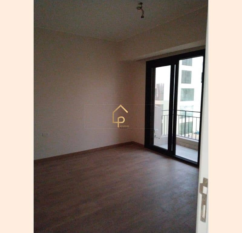 5 WhatsApp Image 2025-12-06 at 3.42. 21 PM (2). jpg