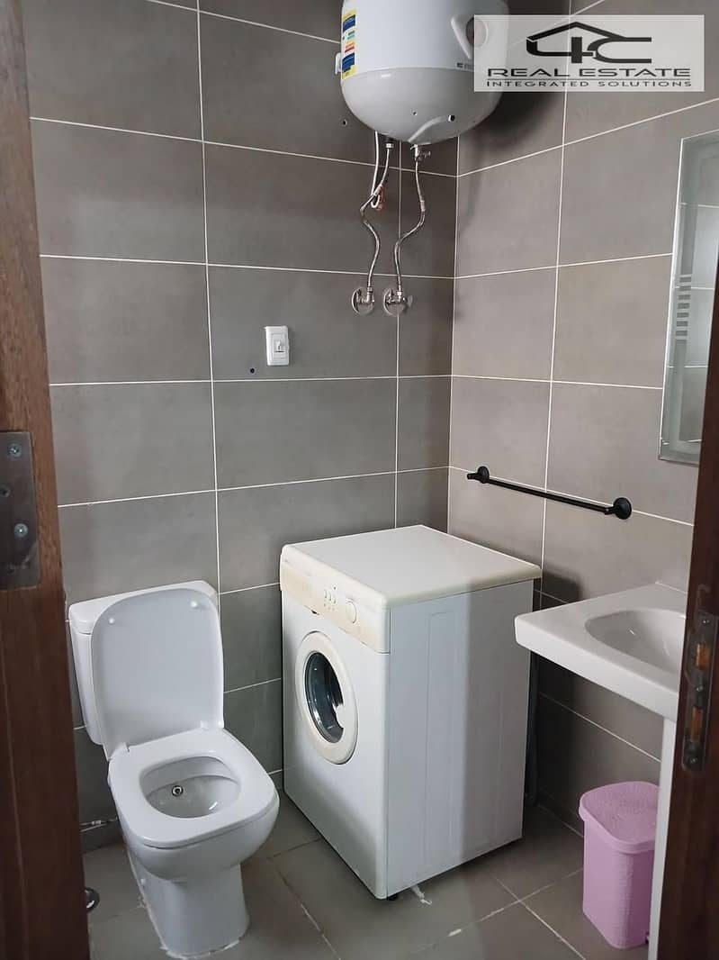 5 WhatsApp Image 2025-12-10 at 12.52. 11 PM (1). jpeg