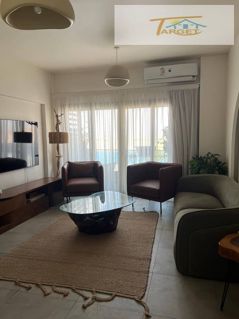 5 596809562_1295726395908850_155700246922294830_n. jpg