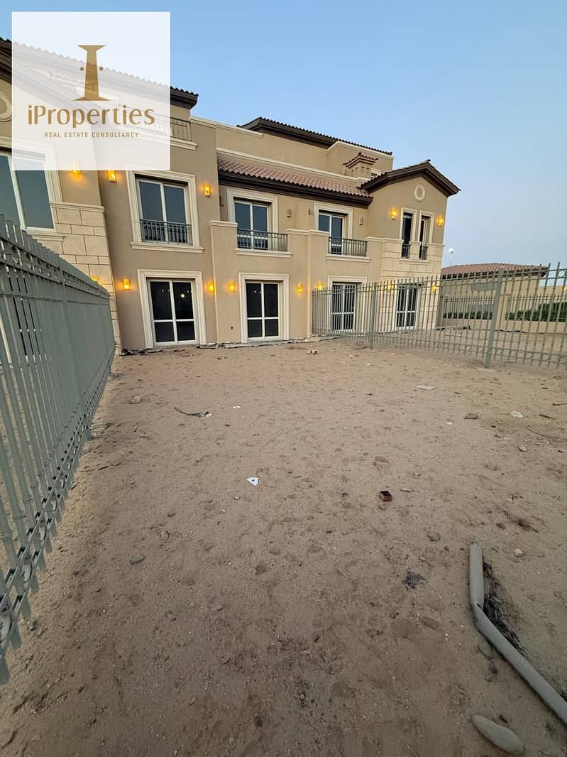 2 f8d8df12-1cab-442b-a4ce-9c5e38772255. png