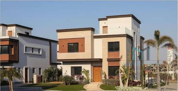 5 Bedroom Townhouse for Sale in New Cairo, Cairo - 12-10-2025 5-03-31 PM. png
