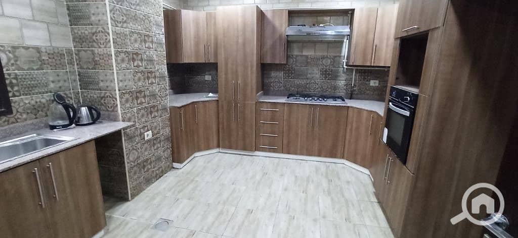 c692cc7a-7c5b-4479-8f53-b13048cd1417. jpeg c692cc7a-7c5b-4479-8f53-b13048cd1417. jpeg