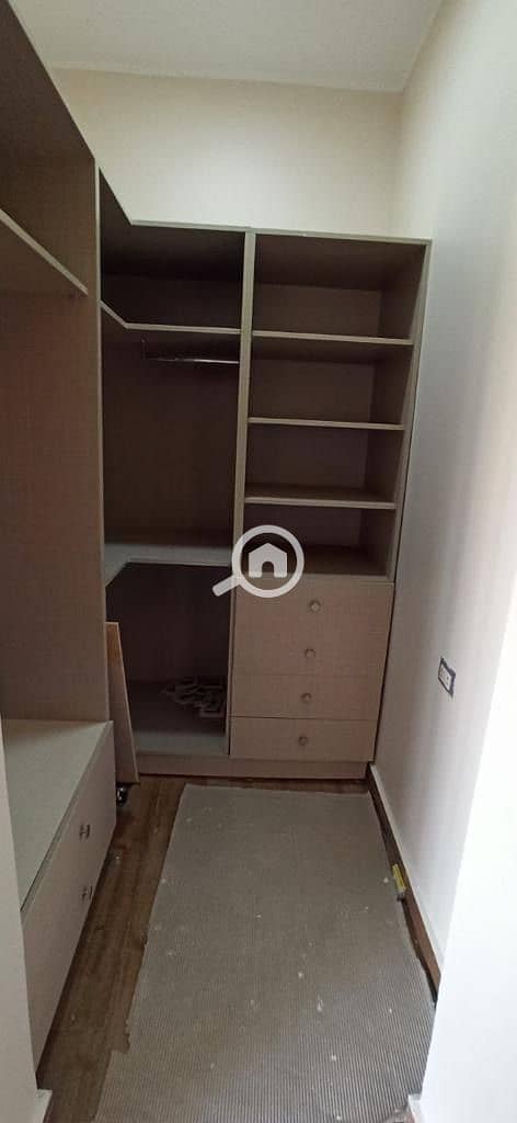 5 6edc0d8e-3ad8-473c-969e-0321a2836d68. jpeg