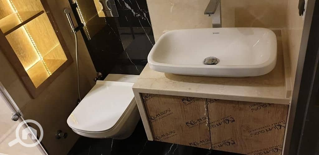 18 IMG-20251210-WA0245. jpg