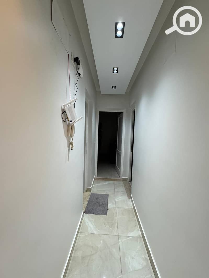 6 62a47a2d-d39d-4543-bab6-3b1d49e7b67a. jpg