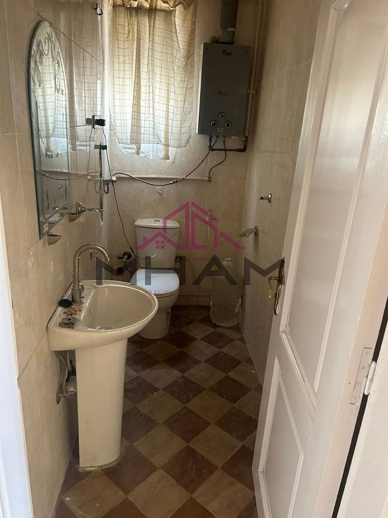 5 photo_5882079277086346331_y. jpg