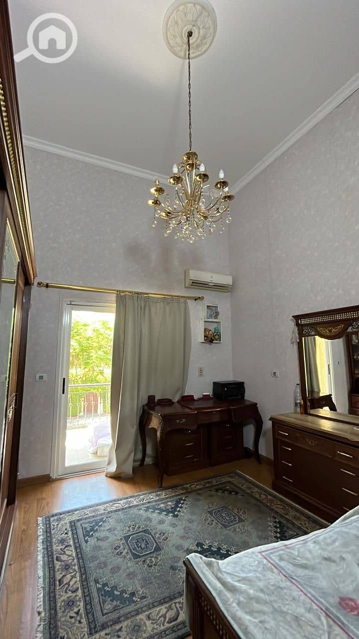 8 ea3d8298-b97e-4117-8f9c-43667288b5fb. jpg