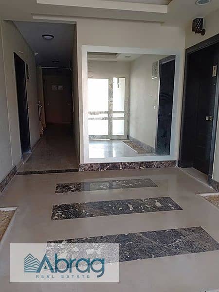 7 b39a0eb1-d0c3-4f0e-8051-58067e2db955. jpg