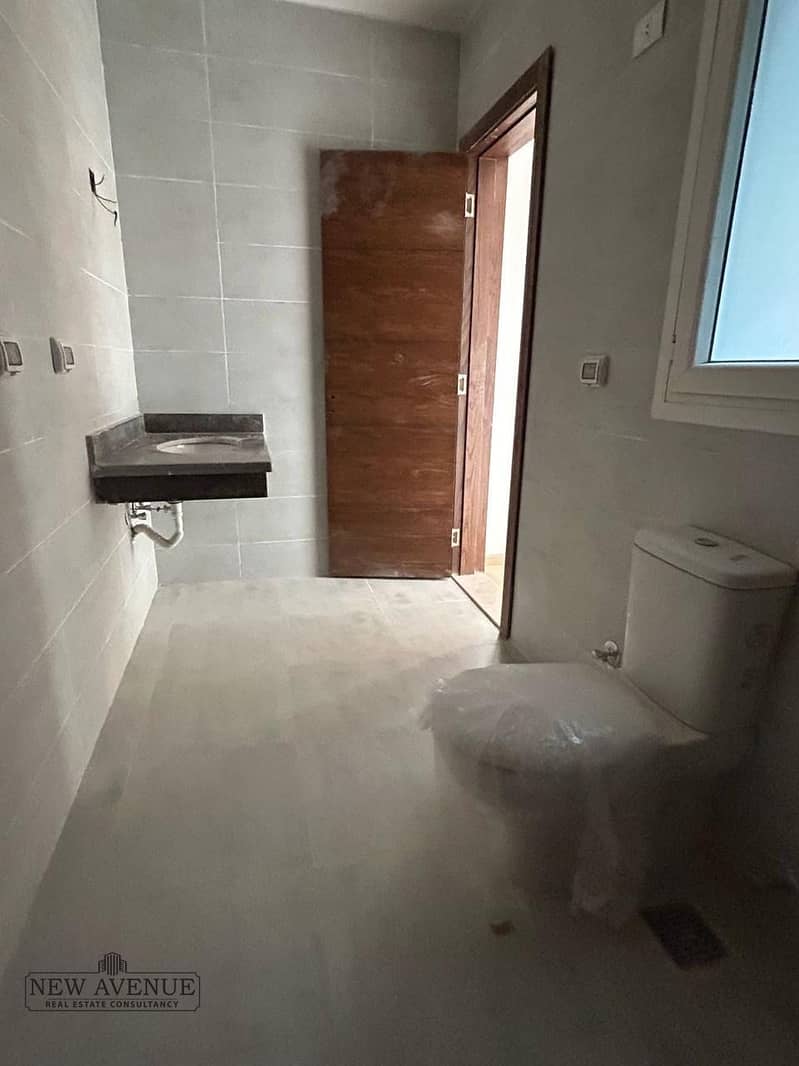 6 WhatsApp Image 2025-12-04 at 11.50. 46 AM (1). jpeg