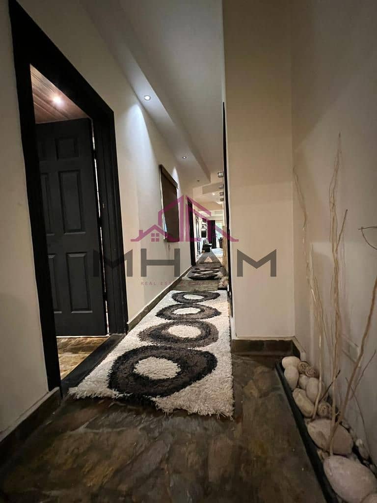 7 photo_5890732339107663023_y. jpg