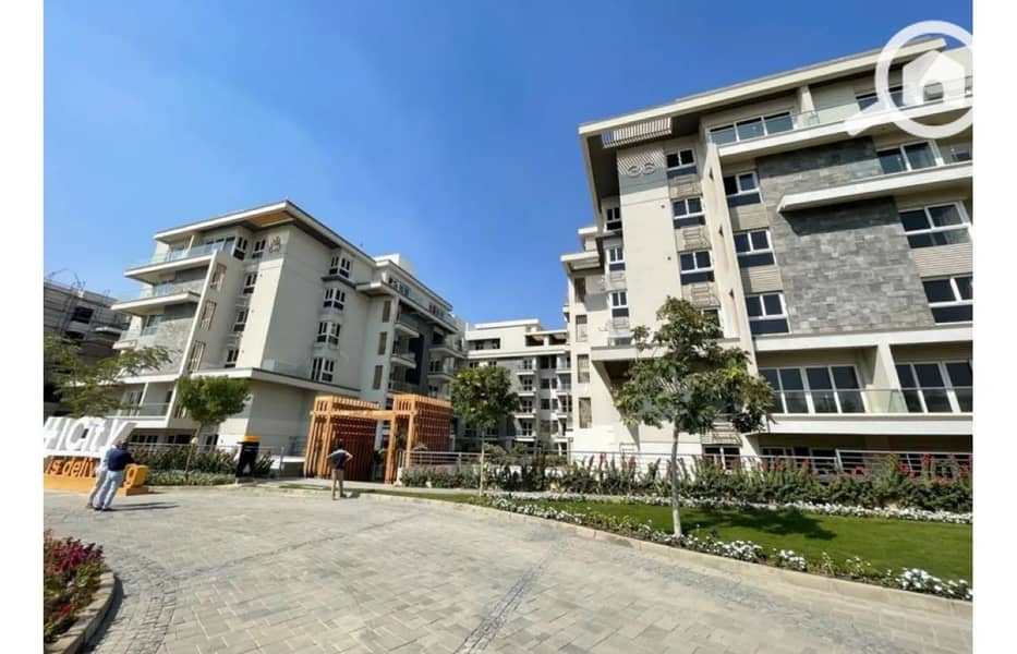 4 8141035-0b1bfo. jpg