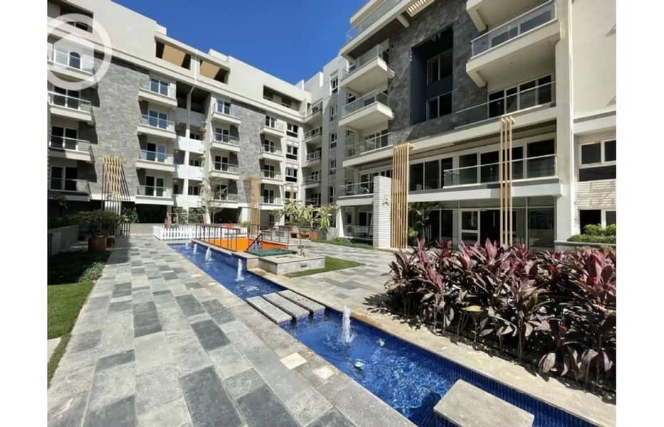 10 8141035-f0922o. jpg