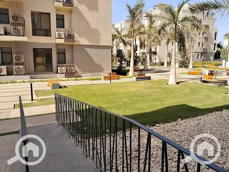 4 34400556-800x600. JPG