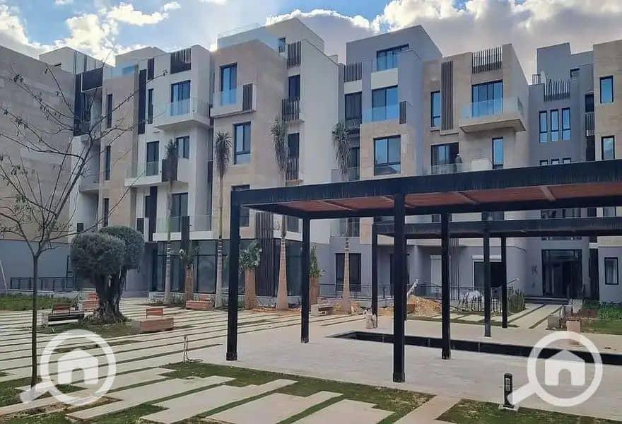 10 33008890-800x600. JPG