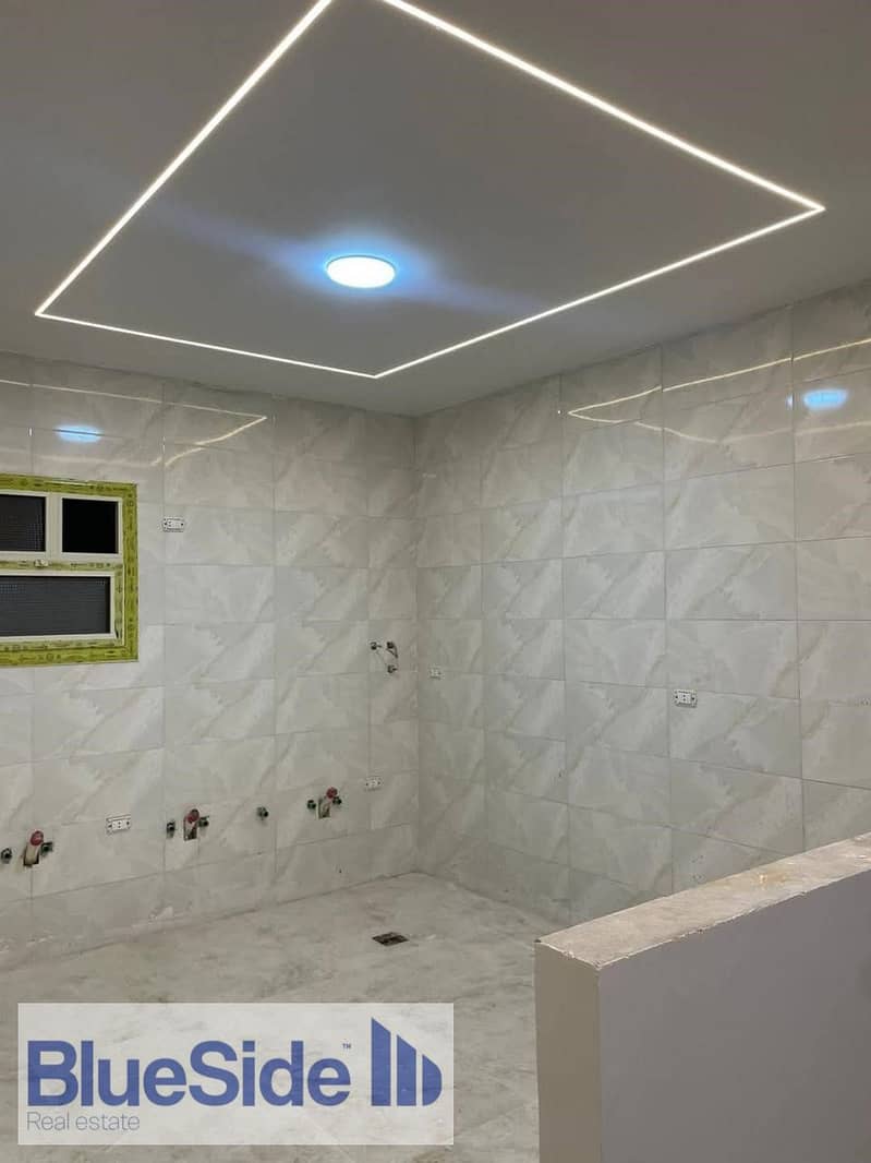 4 WhatsApp Image 2025-12-06 at 1.31. 58 PM (1). jpg