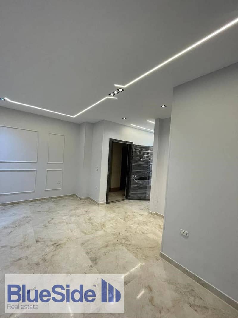 10 WhatsApp Image 2025-12-06 at 1.31. 59 PM (2). jpg