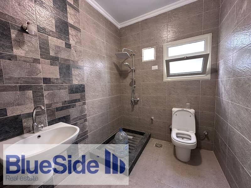 3 WhatsApp Image 2025-12-06 at 6.18. 37 PM (1). jpg