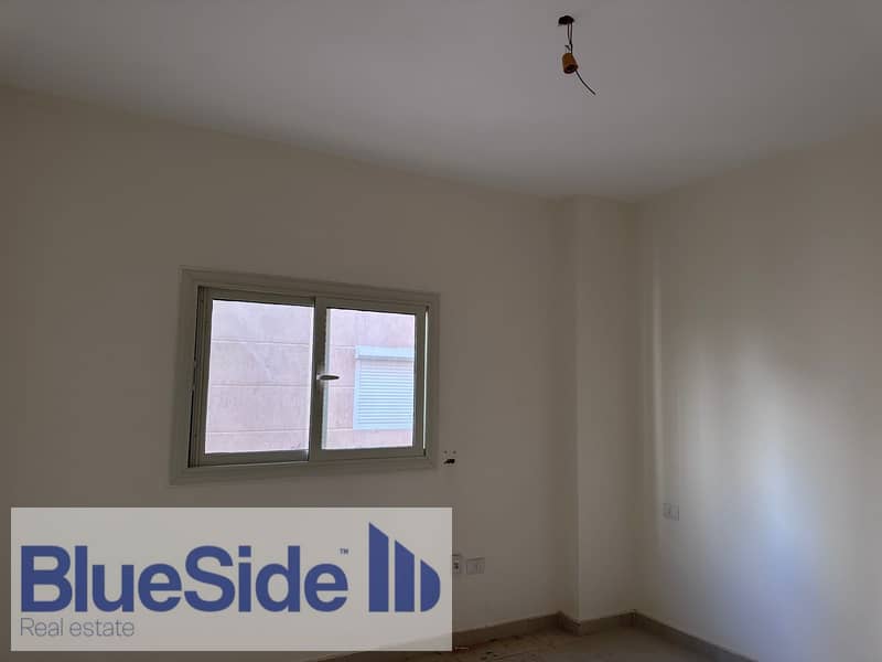 4 WhatsApp Image 2025-12-06 at 6.18. 37 PM (2). jpg