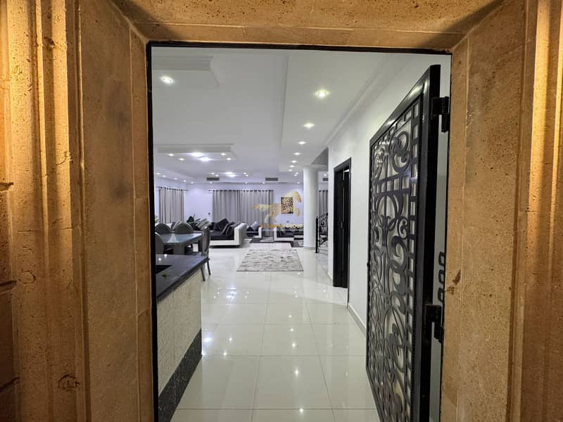 25 WhatsApp Image 2025-11-14 at 22.46. 12. jpeg