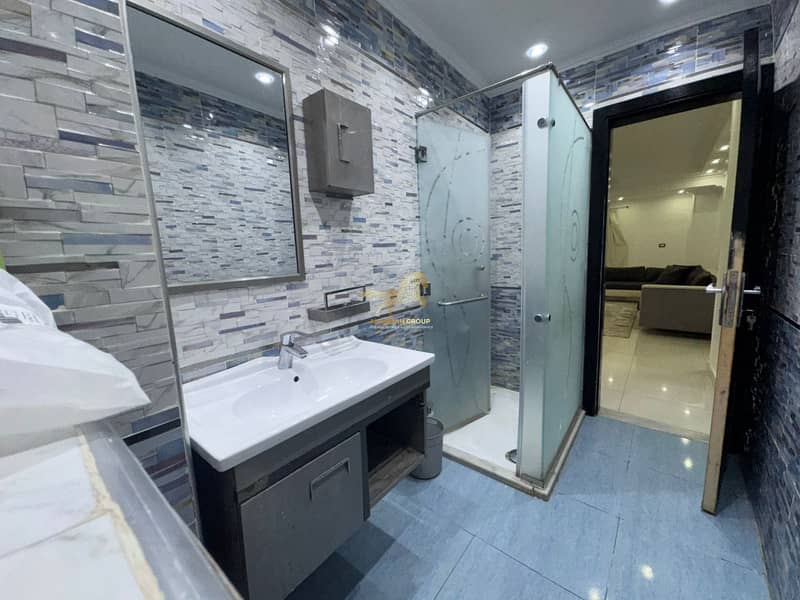 53 WhatsApp Image 2025-11-14 at 22.46. 57. jpeg