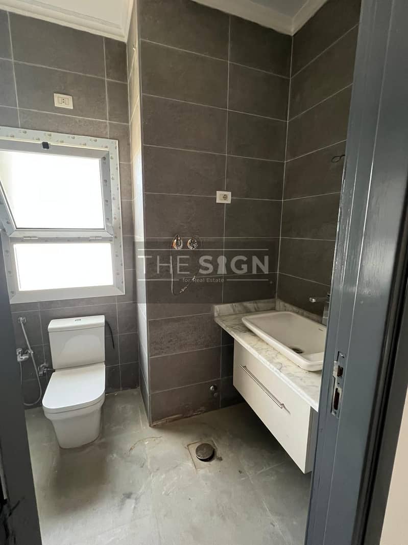 2 WhatsApp Image 2025-12-11 at 14.48. 26 (1). jpeg