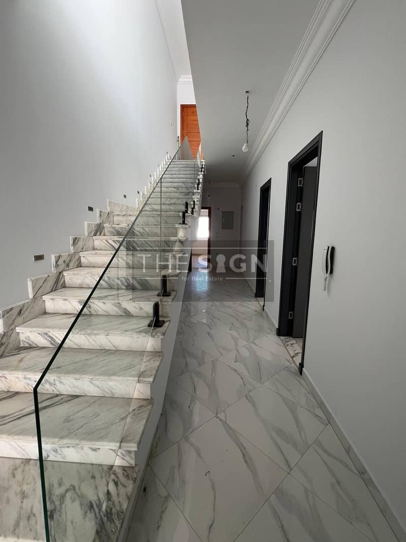 6 WhatsApp Image 2025-12-11 at 14.48. 29. jpeg