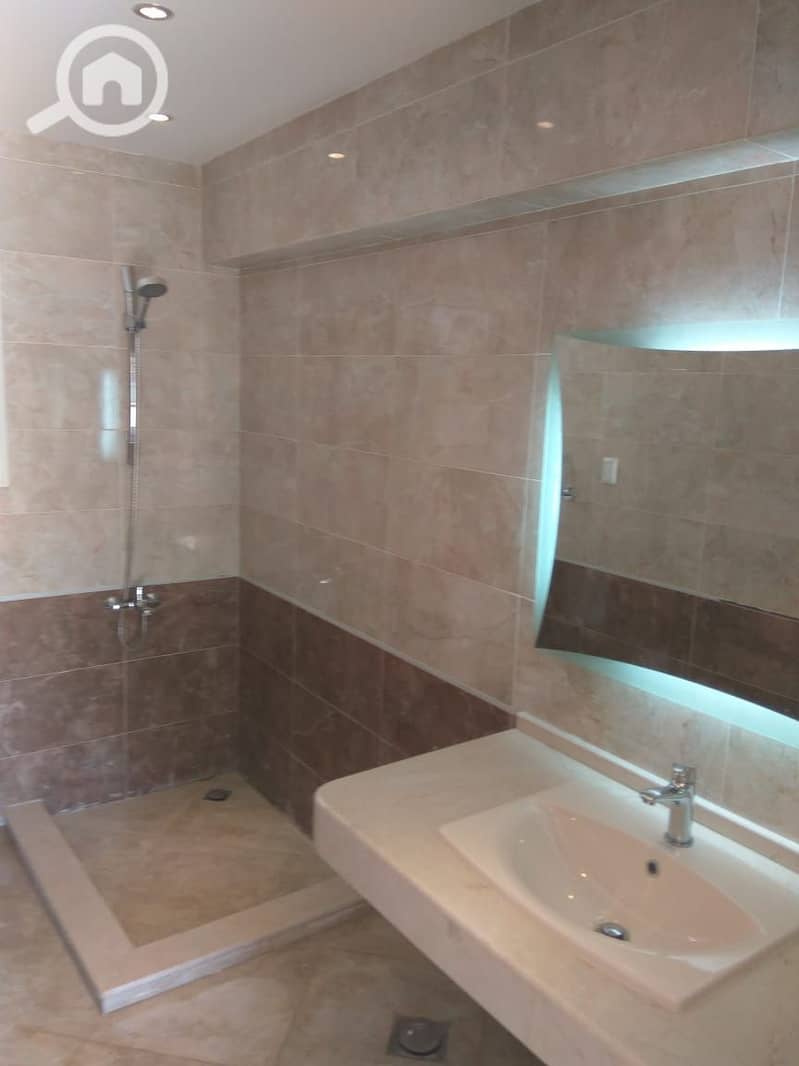 7 b3600199-4696-48dd-9303-362953ec5afd. jpg