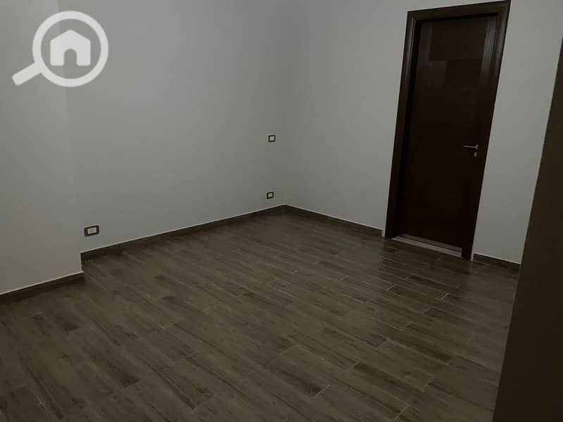 11 IMG-20251210-WA0682. jpg