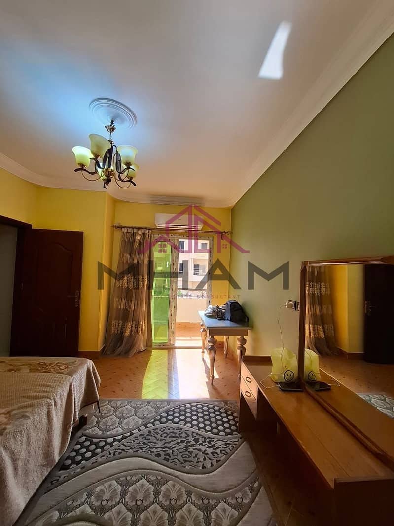 3 photo_5886300023052504156_y. jpg