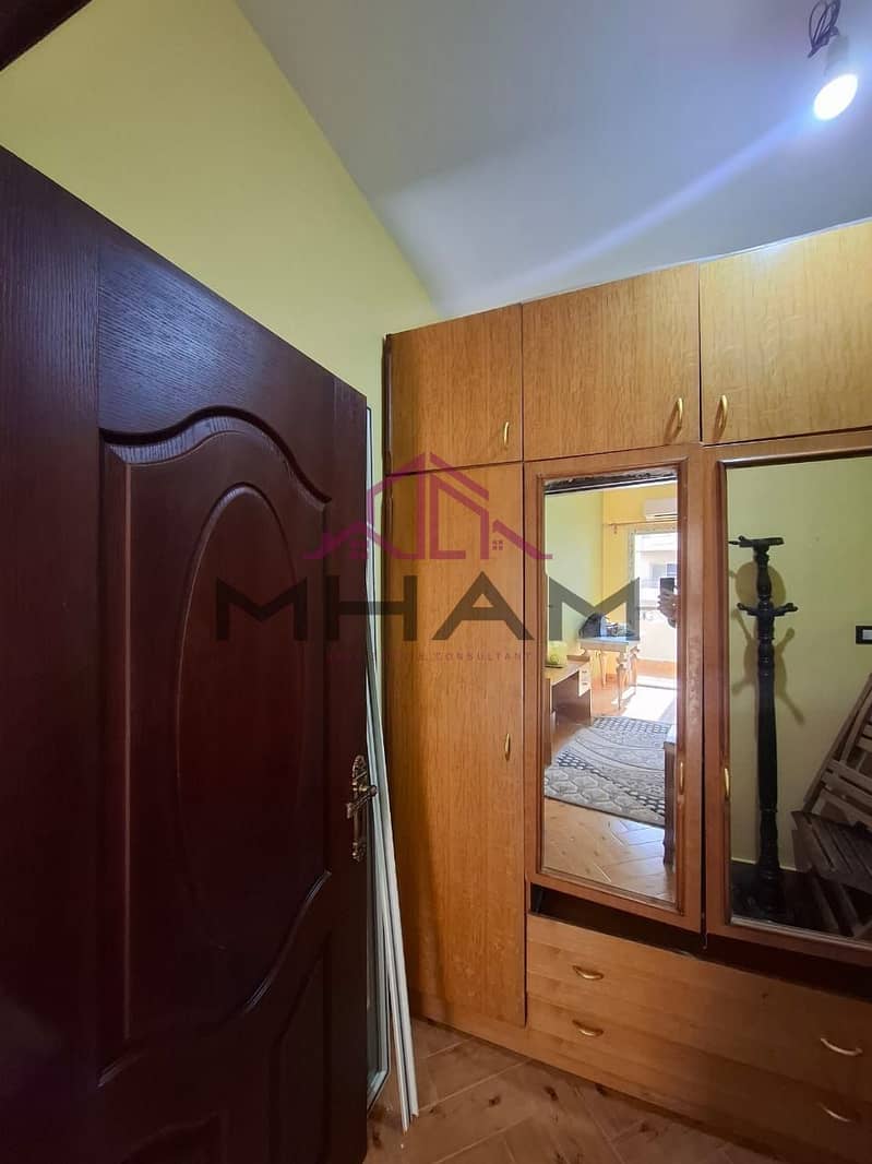 8 photo_5886300023052504163_y. jpg