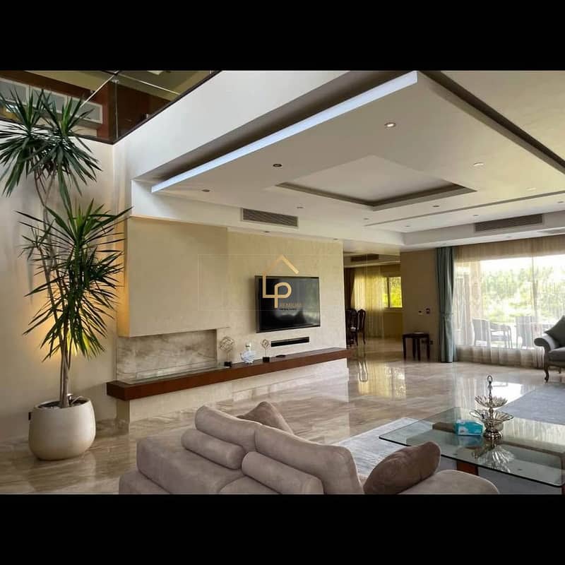 6 577554090_4373948902872529_1630846375541640883_n. jpg