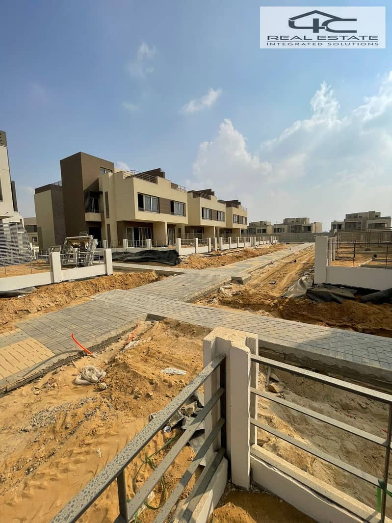 11 WhatsApp Image 2025-11-06 at 2.59. 35 PM (3). jpeg