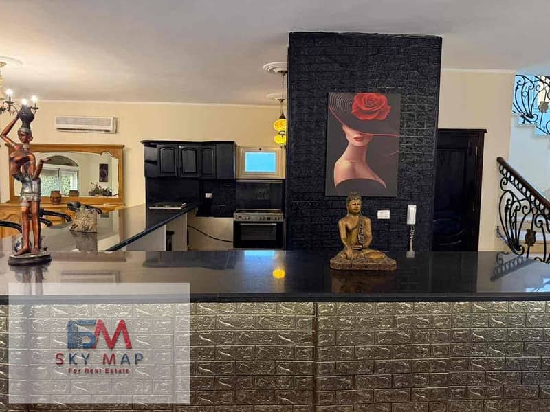 8 c5700332-1364-4e73-a39b-6daced4cd4a4. jpg