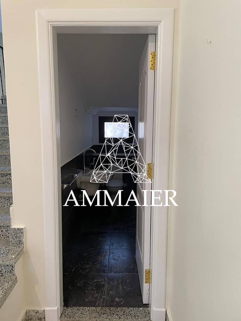 10 62420cf4-6efe-4469-b60e-991f33d416db. jpg