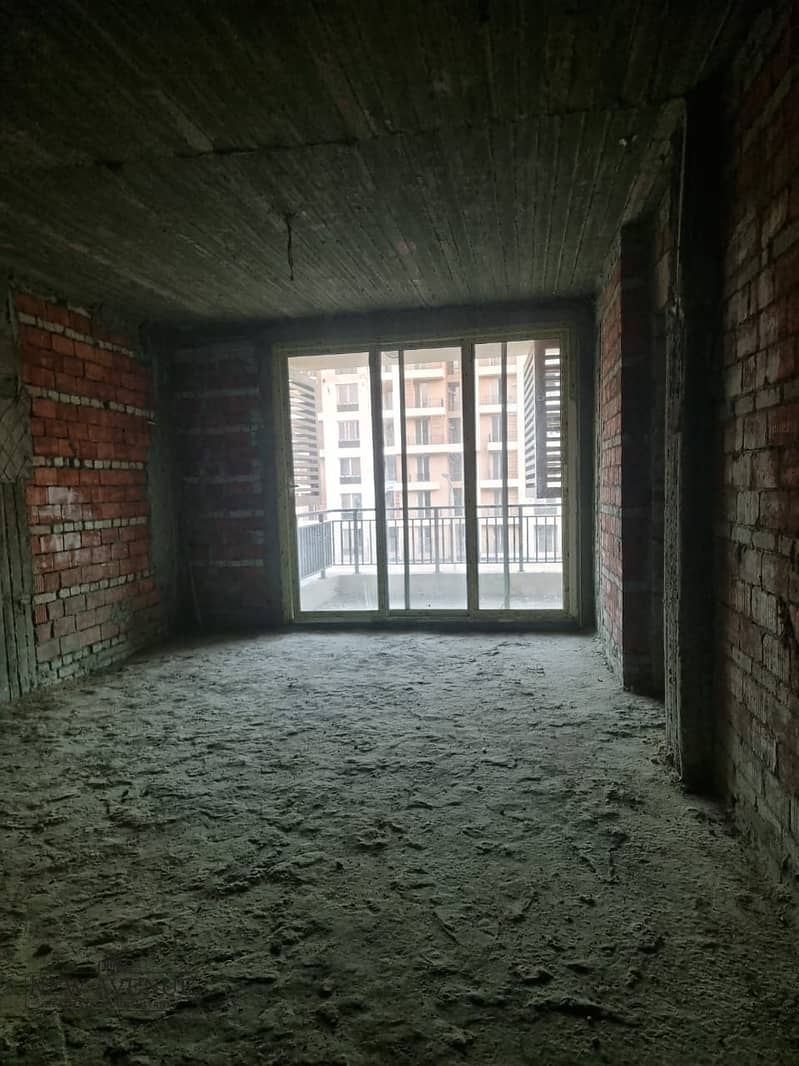 6 WhatsApp Image 2025-12-10 at 11.24. 31_73f80350. jpg