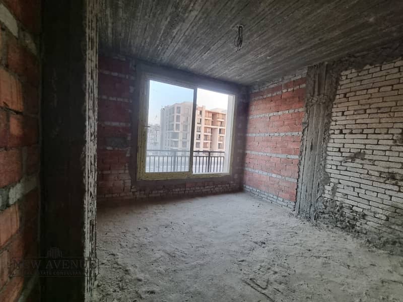 10 WhatsApp Image 2025-12-10 at 11.24. 34_05c8b207. jpg