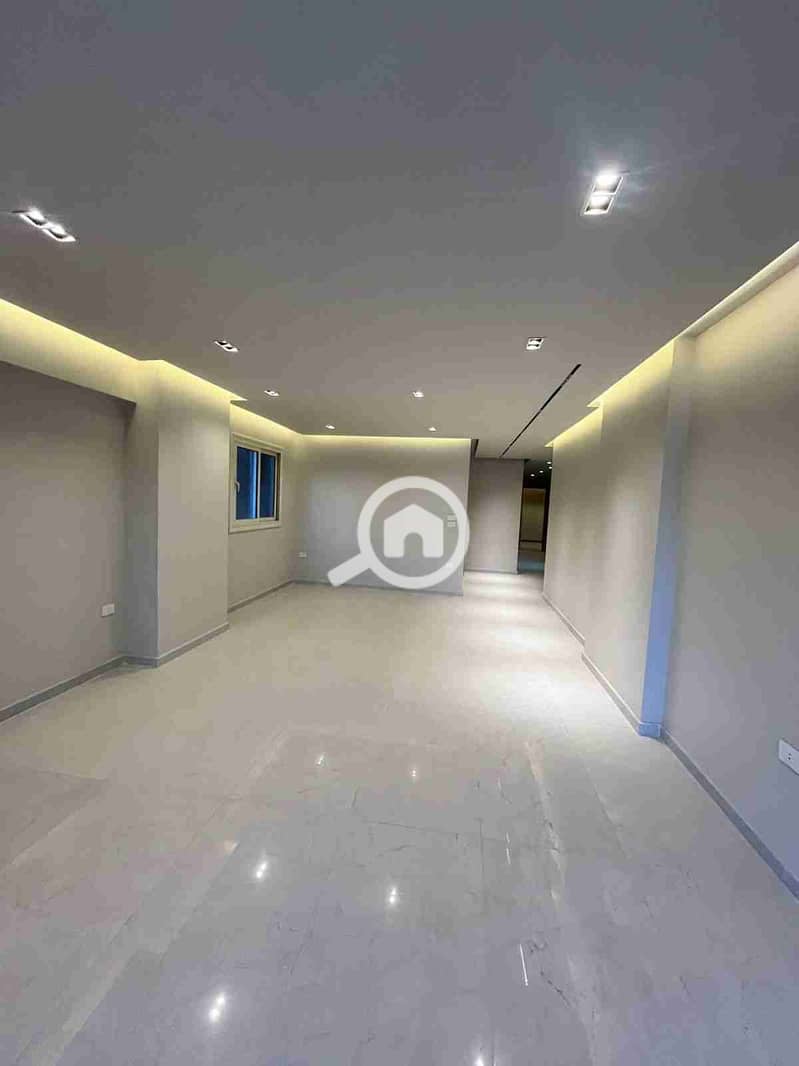 1000530229. jpg 1000530229. jpg