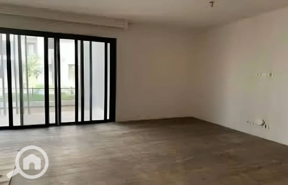 2 8200280-82391o_1400x900. jpg